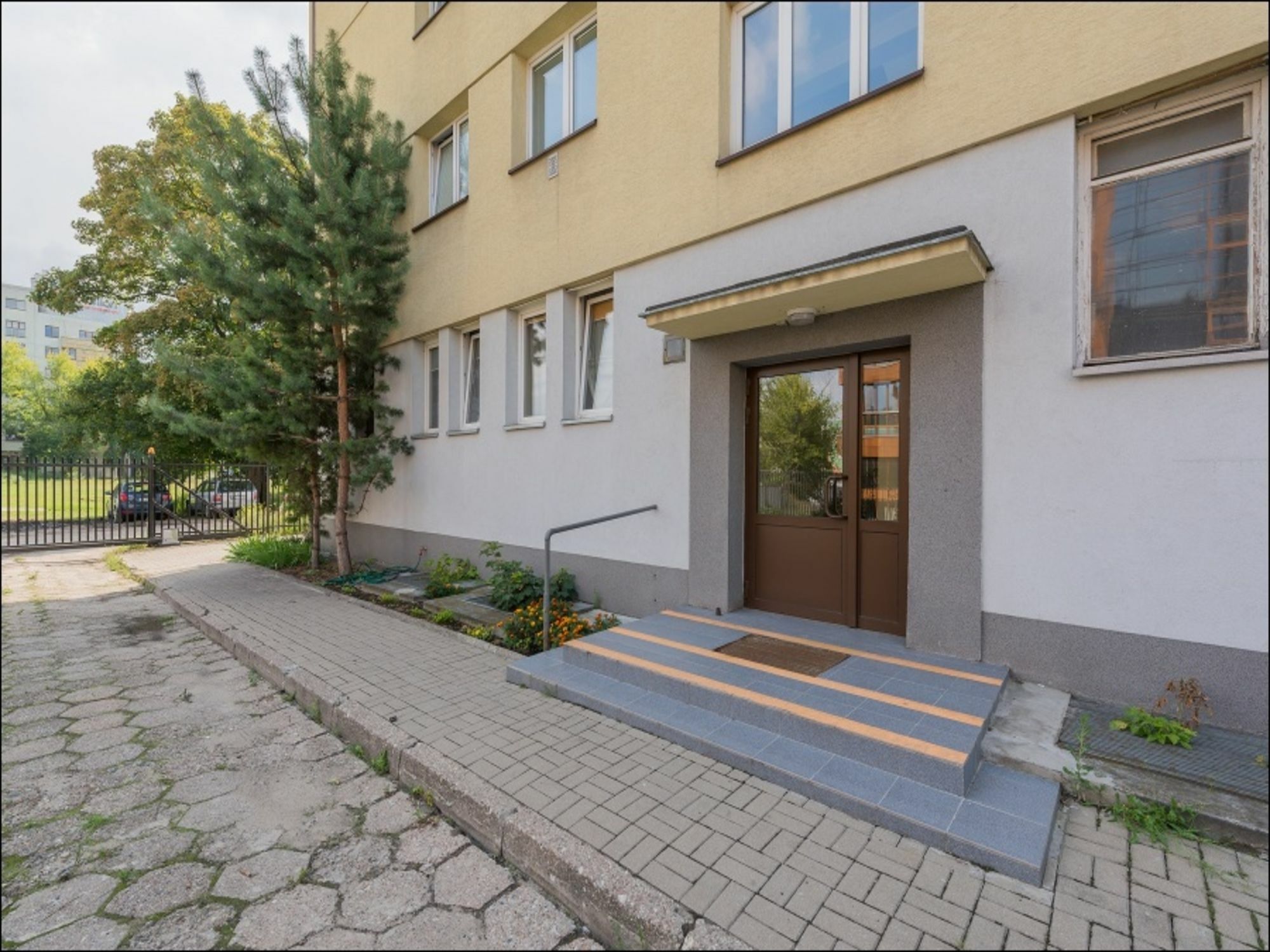 P&O Serviced Apartments Pulawska Varşovia Exterior foto